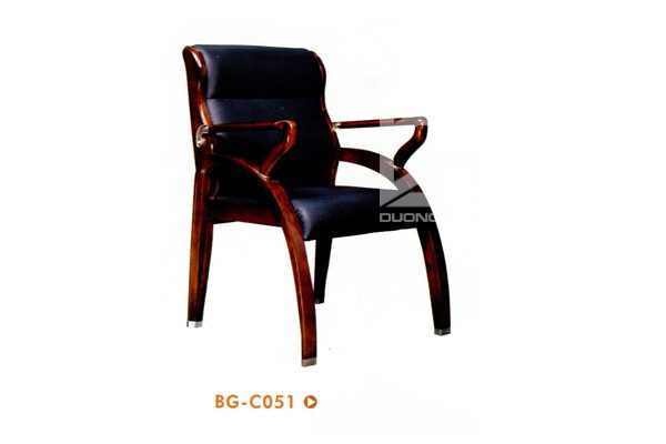 Ghế phòng họp gỗ tự nhiên DG-BGC51 bọc da cao cấp