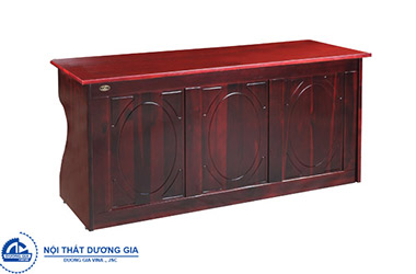 Bàn hội trường gỗ veneer có tốt không? Mua ở đâu yên tâm nhất?